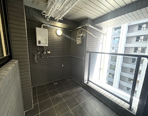 免仲可租補-全新交屋A7商圈，富宇富御兩房車，近學區 - Image 9