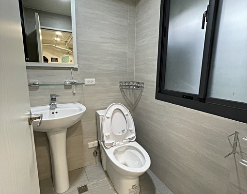 喬陽社宅/全新高檔裝潢3+1房/商圈完善/鷺江國小✅租補入戶 - Image 11