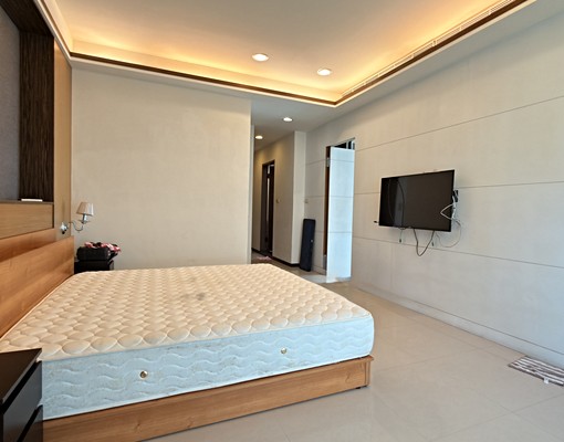 榮總+高鐵商圈|獨棟大地坪雙車墅 - Image 9