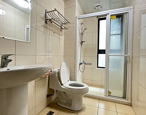 稀有4房雙陽台。過嶺近Costco，歡迎租補入籍 - Image 4