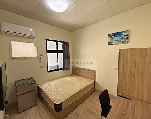 實PO室內機車位|一級變頻冷暖150M高速網路可養寵小資套房 - Image 4