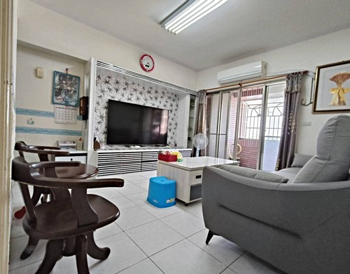 租-龍騰天下｜高樓明亮三房家俱全含車含管｜可租補 - Image 2