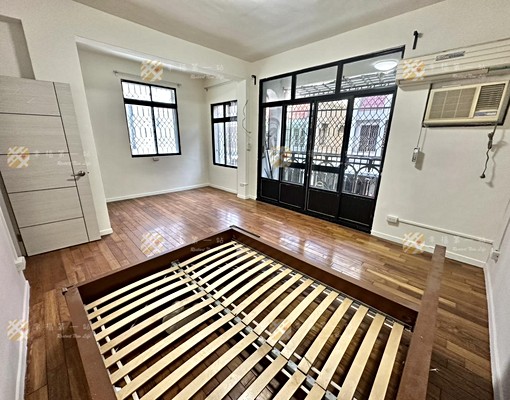 水湳透天4房🔅可租補入戶🔅孝親房🔅中清路🔅水湳市場 - Image 6