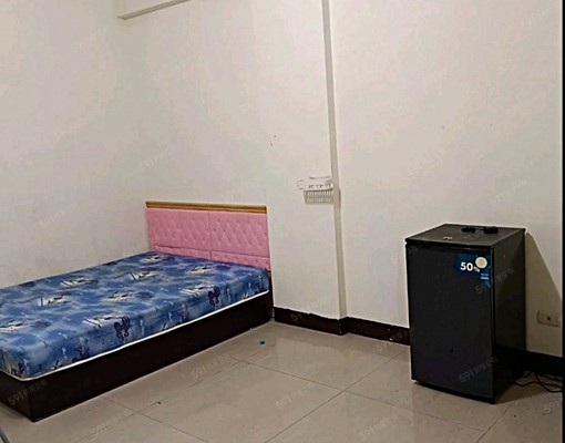 近小港/淨園/草衙道/88旁邊/明亮通風大套房 - Image 2