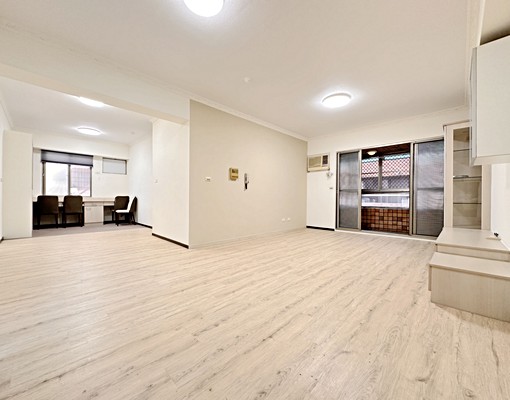 巨蛋捷運3分鐘/瑞豐夜市/皇苑3+1房 - Image 2