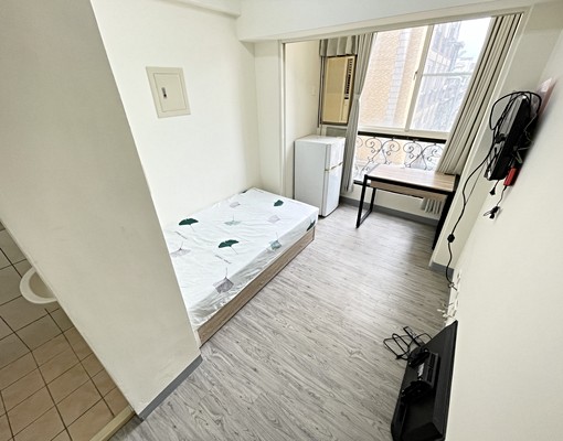 《小資超低價》📣勤益科大✨可租補✨電梯台水電✨垃圾子母車 - Image 2