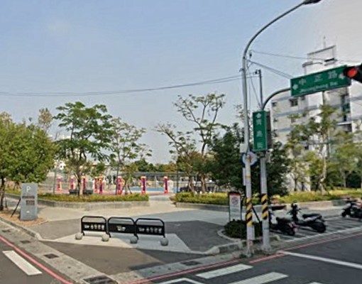 中正路黃金店面.總建坪99坪透天 - Image 9