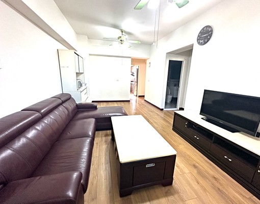 水湳經貿旁大三房+平車(含車.管理費) - Image 1