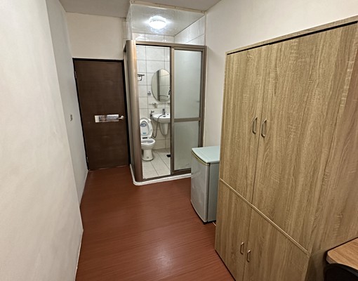 六張麟麟光捷運走路3分鐘可租補便宜套房 - Image 4