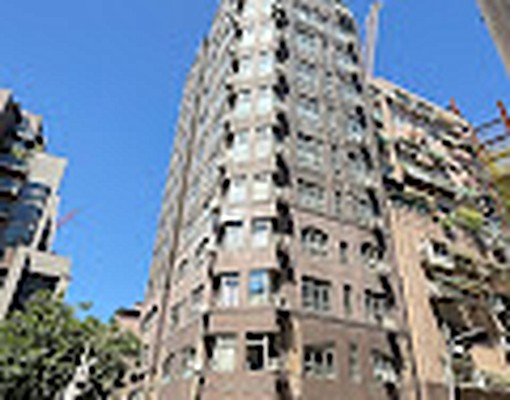 中山北路挑高3米6雙捷運精美獨立套房 - Image 11