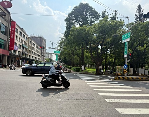 (租)【寵可談】東區採光超好分租大坪數套房!! - Image 6