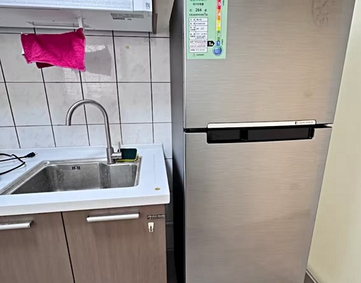 只出租一間位衛浴套房/是共享空間出租/自由黃昏市場/包水電 - Image 7