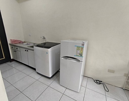 中華大學套房 - Image 2