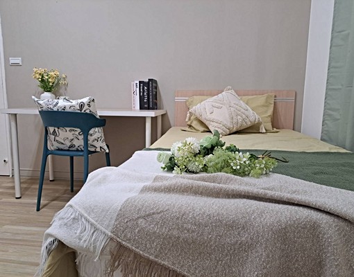 全新裝潢電梯陽光雅房｜一房一機・拎包入住 - Image 1