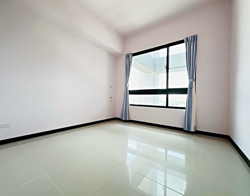 頭份近園區輕屋齡2房 - Image 1