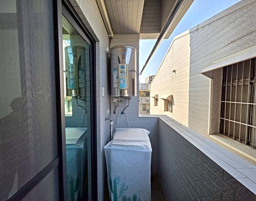 套房出租🌻有獨立陽台及洗衣機🌻附兩格機車位 - Image 6