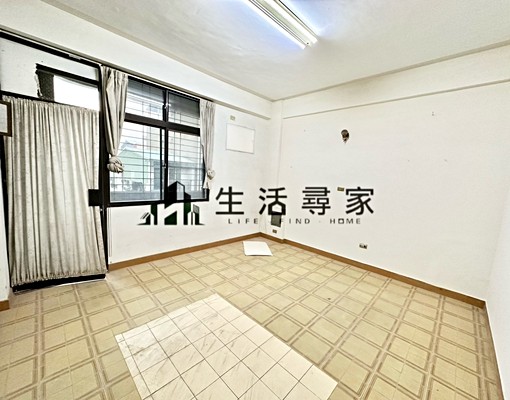 🙌南區近水萍塭6房透天出租台水電🙌 - Image 5