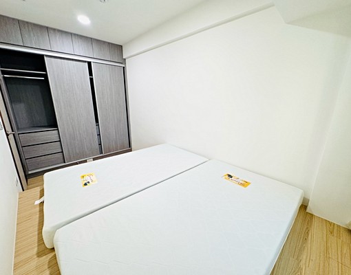 中山國小站,電梯全新裝潢/雙租補,入籍/獨洗/垃圾代收 - Image 6