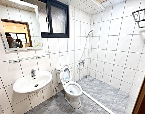 ✨逢甲金店面✨近逢甲後門💖適合美業玩具店 - Image 2