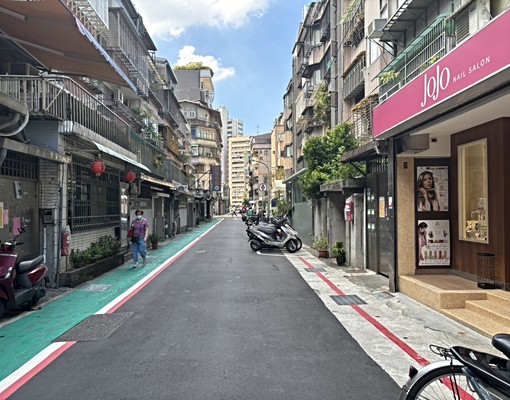 市府捷運溫馨三樓(可報稅可租補)-看屋出價就談-歡迎優質房客 - Image 4