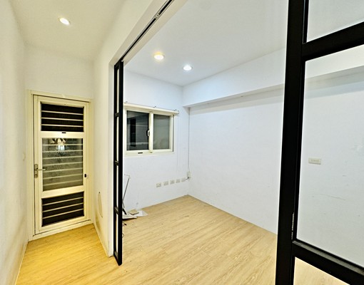 勤美園道第一排🌳大三房室內28坪🔰空間大好使用✅可寵租補 - Image 14