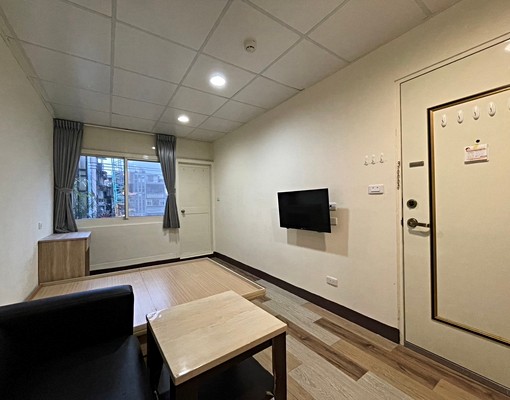 羅蘭/新北投站10分鐘/代收垃圾/陽台套房/北投市場、溫泉 - Image 1