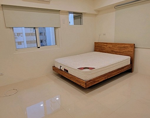 潭子勝利商圈漂亮採光三房 - Image 9