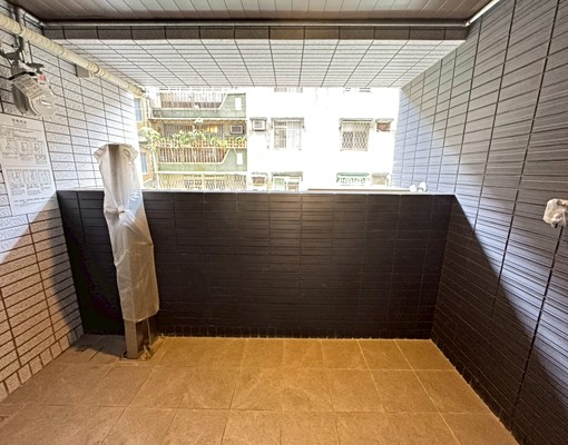 七張捷運全新!電梯!有24小時管理兩房 - Image 7