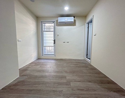 小北路空屋全新整理明亮套房(可半年與貓) - Image 1