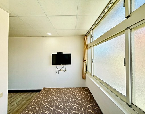 三和國中站｜可租補｜含網路第四台｜房間廁所都有對外窗 - Image 9