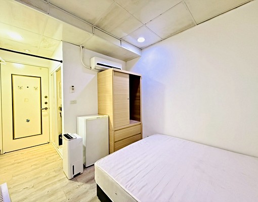 三和國中站｜可租補｜含網路第四台｜房間廁所都有對外窗 - Image 16