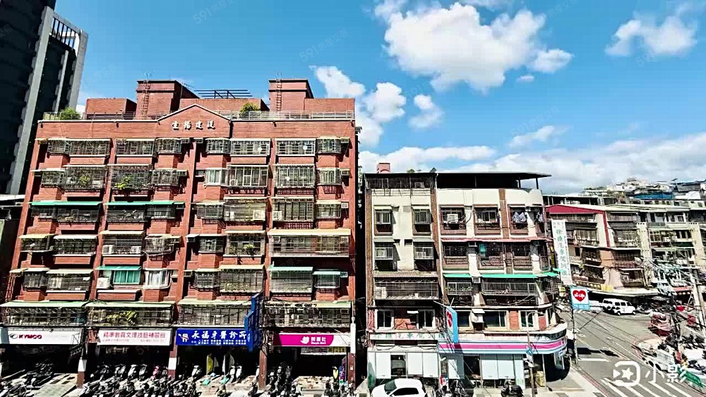 三和國中站|可租補|含網路第四台|房間廁所都有對外窗 - Image 1