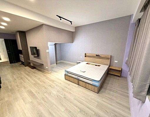府中🏡獨洗晒⭐️新裝潢⭐️公寓2樓⭐️採光大空間 - Image 1