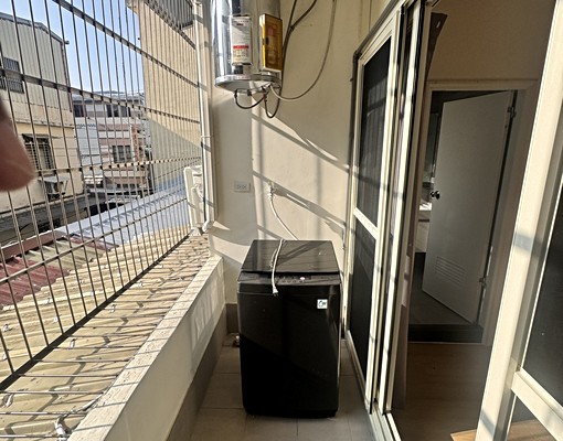 近山仔頂工業區山豐國小獨立陽台洗衣機開窗套房 - Image 7