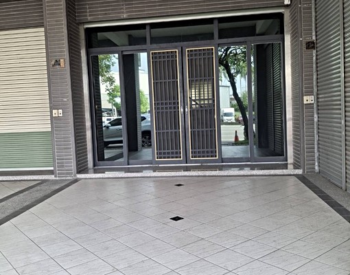 近彰化1高交流道住辦店3樓透天 - Image 2