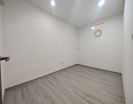 租補.傢俱.家電.可談!安慶公寓頂加兩房前後陽台!請詳閱內文 - Image 10