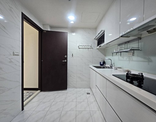 我是承辦請直接來電☆可租補★WOne3房大車位鄰美國學校公園 - Image 10