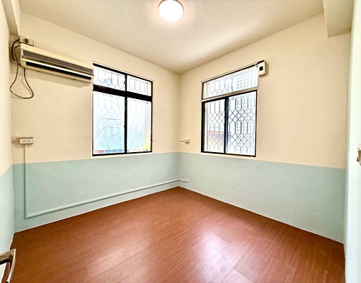 北屯近水湳|中清靜巷三樓透天|五房車庫宅|附孝親房 - Image 12