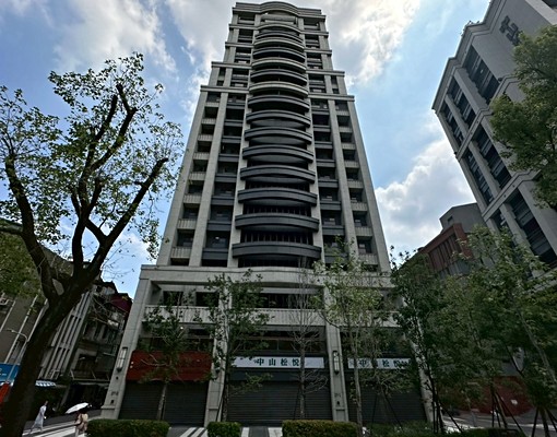 【喜鵲房屋】南西商圈中山松悅全新大樓三房含管理費 - Image 3