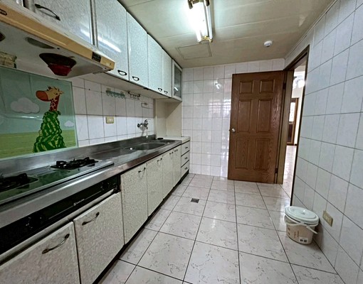 草屯高明世家三房平車電梯華廈出租 - Image 8