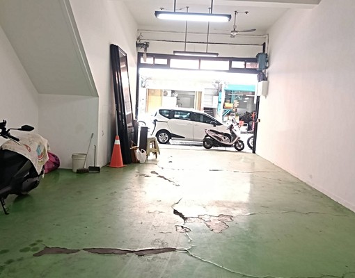 免費中正北路1樓45坪店面租55000 - Image 6
