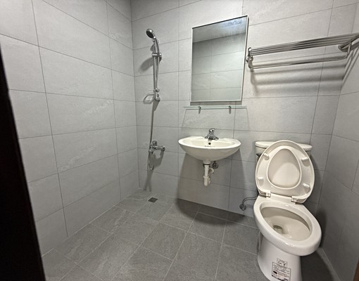 🔷安家租賃|北區臨路角間全新翻修店住兩用 - Image 9