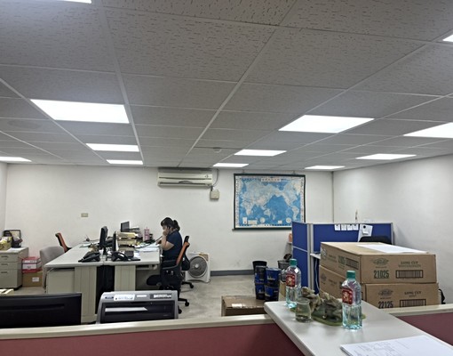 開放空間,適合辦公使用 - Image 2