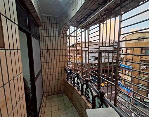 兆基社會住宅🏡四面採光全室開窗-免費wifi - Image 12