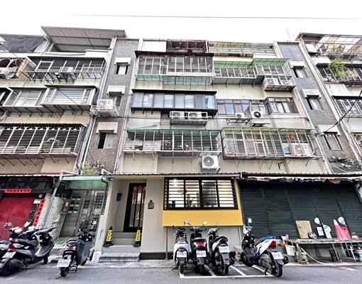 住商仁愛光復店~內湖成功路美宅 - Image 1