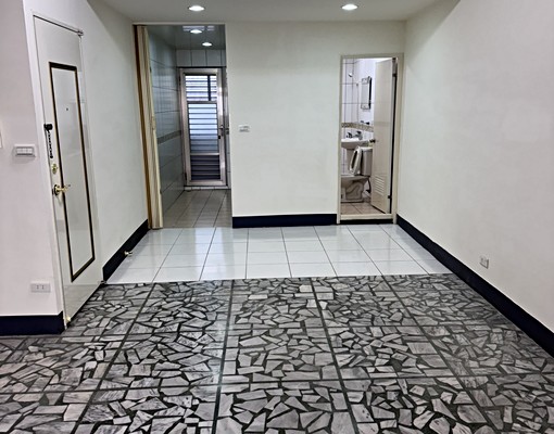 鄰近環狀線中和站溫馨兩大房,生活機能優 - Image 2
