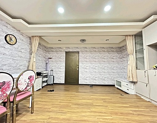 2房1廳近火車站，商圈繁華|電梯大樓|上班族首選|✨可租補✨ - Image 4