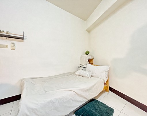 <精華地段便宜租金>優質女生宿舍,愛心房東體恤學生 - Image 3