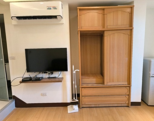 交通便利全新整理大套房 - Image 5