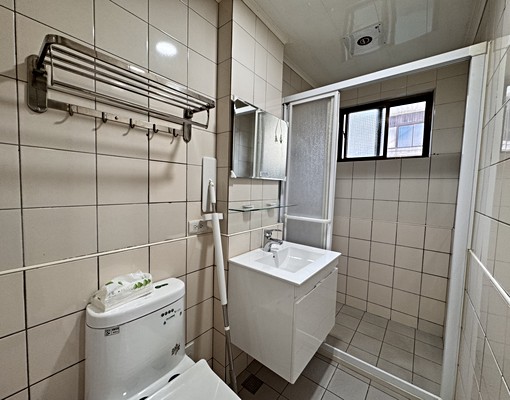 ⭐️士林社中街🏢獨洗獨立陽台套房🍳可開伙🛋全配家具⭐ - Image 10